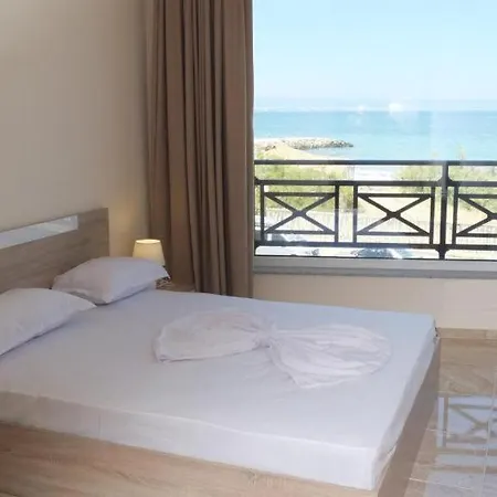アパート Goldenseaview ポモリエ